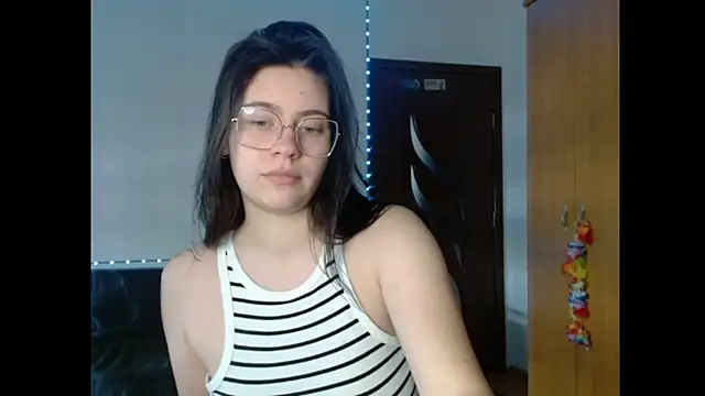 Lana Roossee online show from March 10, 2026, 11:14 am