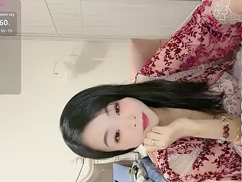 Amanda111177 online show from November 28, 2025, 7:41 am