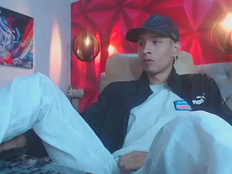 BiggJackson online show from November 25, 2025, 1:44 pm