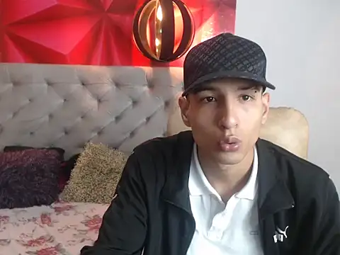 BiggJackson online show from November 22, 2025, 1:32 pm