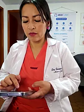 Snapshot of JustSamantha_ chatting on February 20, 2026, 1:02 pm JustSamantha online show from February 20, 2026, 1:02 pm