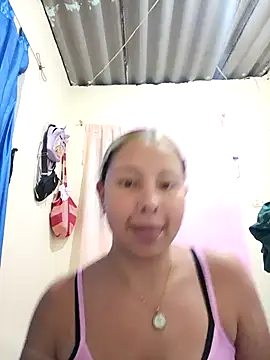 Amber Adams01 online show from November 28, 2025, 4:56 am