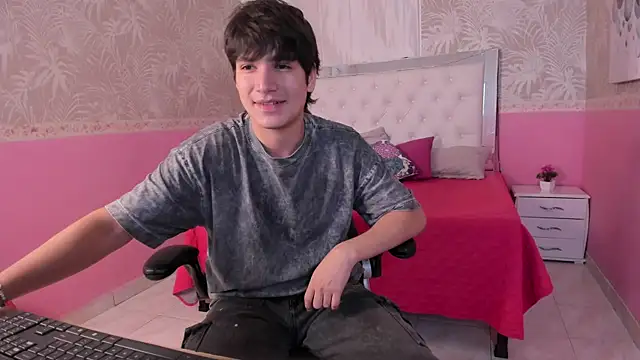 Snapshot of JakeSummer_ chatting on November 29, 2025, 1:22 pm JakeSummer online show from November 29, 2025, 1:22 pm