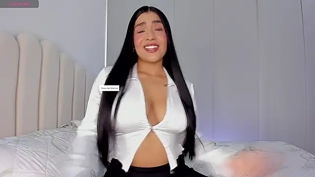 Snapshot of Amira-Zahra chatting on February 10, 2026, 4:06 pm Amira-Zahra online show from February 10, 2026, 4:06 pm