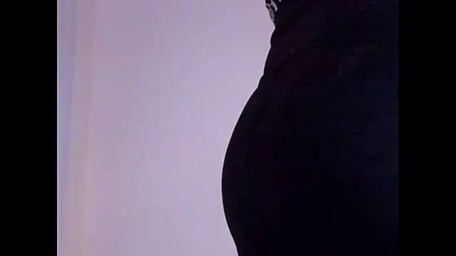 Little  Danni1 online show from December 23, 2025, 1:27 am