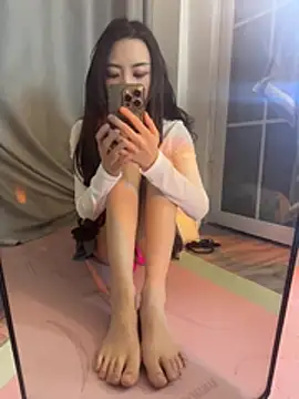 Jinmi125216 online show from January 12, 2026, 12:34 pm