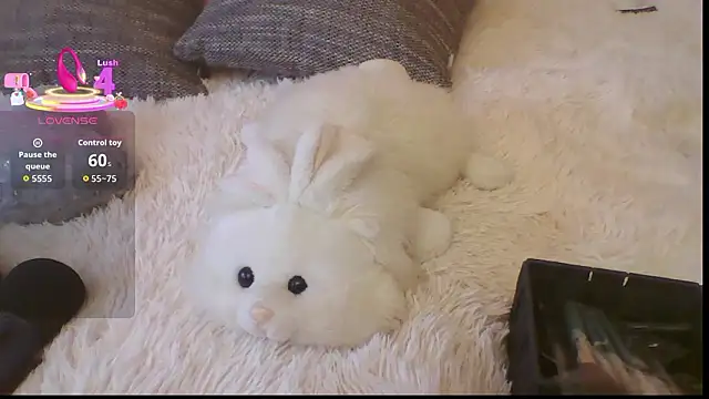 LisaHoneyLisa online show from February 15, 2026, 8:02 am