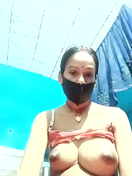 Nandani-758 online show from July 6, 2026, 10:01 pm