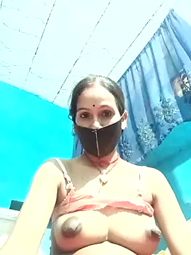 Nandani-758 online show from May 23, 2026, 3:11 pm