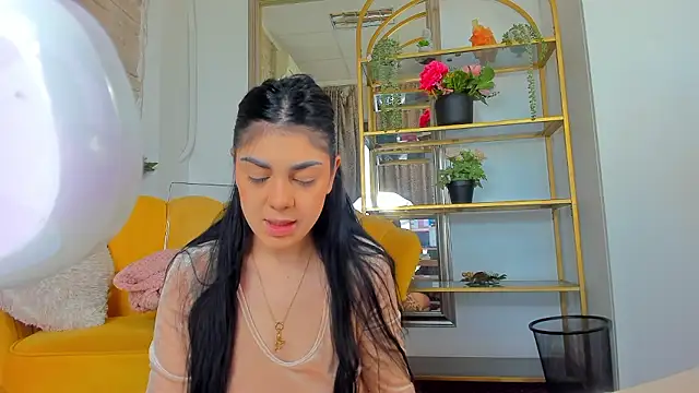 SerennaNoir online show from January 9, 2026, 6:42 am