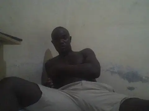 Snapshot of UsTwo_ chatting on November 20, 2025, 3:12 pm UsTwo online show from November 20, 2025, 3:12 pm