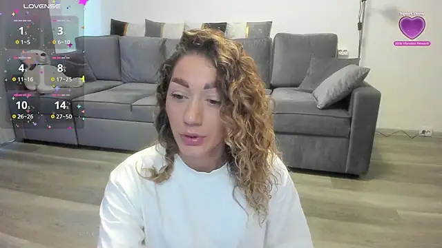 Snapshot of rossana_doll chatting on June 15, 2026, 8:03 am rossana doll online show from June 15, 2026, 8:03 am