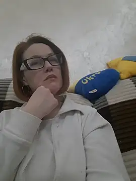 Snapshot of LanaOlbenst chatting on February 22, 2026, 6:31 pm LanaOlbenst online show from February 22, 2026, 6:31 pm