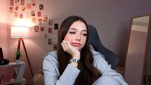 Snapshot of Vexorine chatting on February 6, 2026, 7:32 pm Vexorine online show from February 6, 2026, 7:32 pm