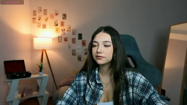 Vexorine online show from March 22, 2026, 7:26 pm