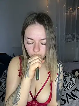 SoniaLav online show from March 1, 2026, 6:08 pm