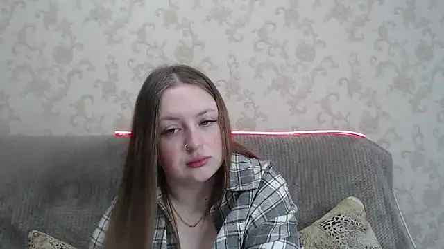 Snapshot of GirlPlayer chatting on February 25, 2026, 8:14 am GirlPlayer online show from February 25, 2026, 8:14 am