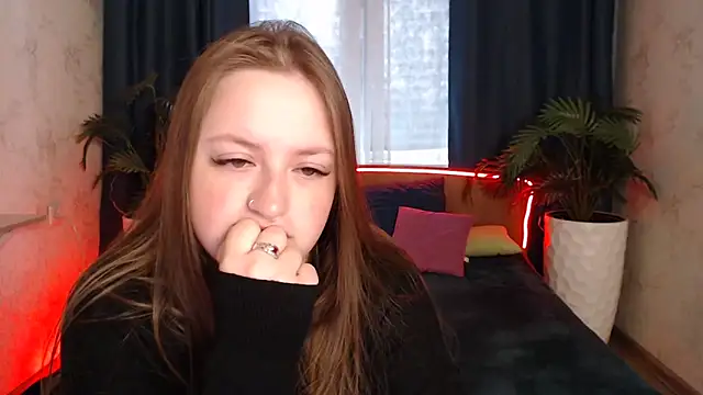 GirlPlayer online show from April 6, 2026, 5:52 am