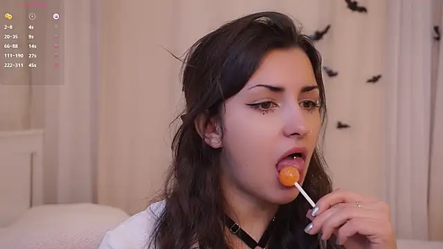 DovieMascall online show from November 30, 2025, 6:47 am