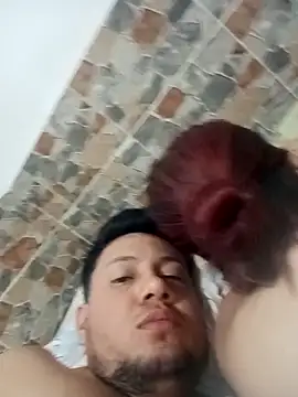 Snapshot of julianDrex chatting on November 27, 2025, 2:12 am julianDrex online show from November 27, 2025, 2:12 am