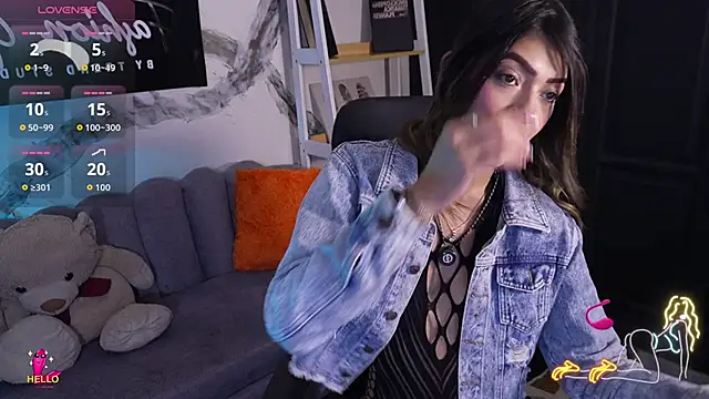 RenataMason online show from January 7, 2026, 2:00 pm