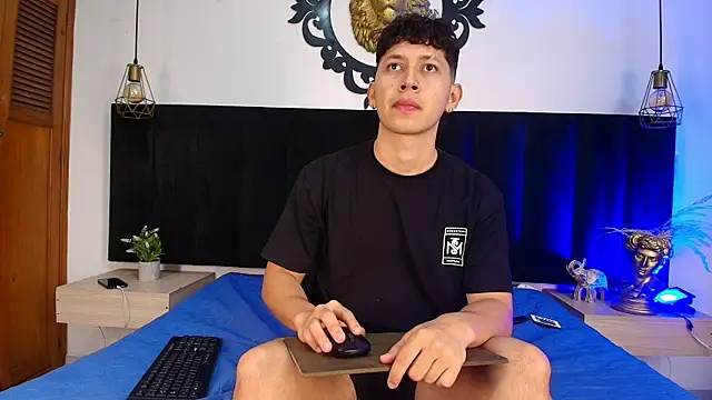 Abeel Ordaz online show from November 23, 2025, 1:54 pm