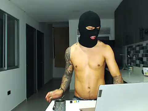 master Tripa online show from November 27, 2025, 11:49 pm