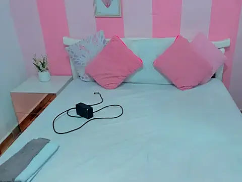 Snapshot of lathiffa chatting on November 25, 2025, 9:04 pm lathiffa online show from November 25, 2025, 9:04 pm