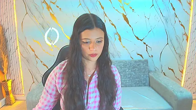 Diamond tf online show from November 27, 2025, 8:42 pm