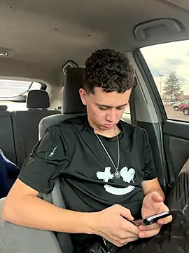 Snapshot of Abrahanm1 chatting on November 28, 2025, 7:14 pm Abrahanm1 online show from November 28, 2025, 7:14 pm