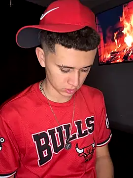 Snapshot of Abrahanm1 chatting on November 23, 2025, 5:50 am Abrahanm1 online show from November 23, 2025, 5:50 am