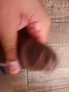 Snapshot of Titanblack39 chatting on February 4, 2026, 7:42 pm Titanblack39 online show from February 4, 2026, 7:42 pm