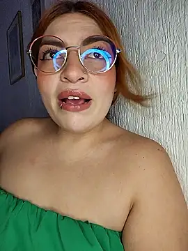 mila curvy online show from March 26, 2026, 6:00 am