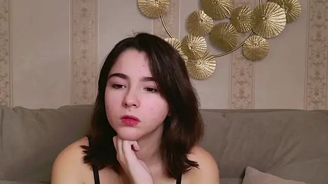 Wendy Finch online show from December 22, 2025, 9:15 pm