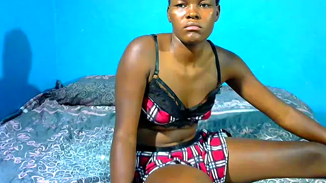 VirginPrincess06 online show from December 18, 2025, 9:03 am