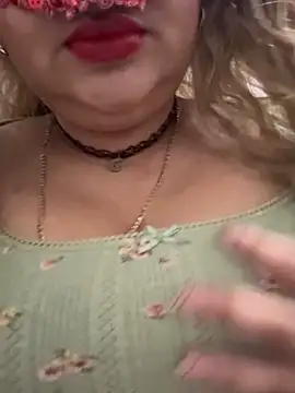 lasirenitabella online show from November 29, 2025, 6:19 pm