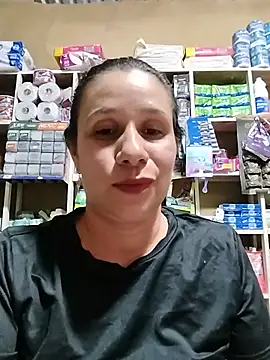 Snapshot of MIA-LARIOS chatting on July 9, 2026, 3:07 am MIA-LARIOS online show from July 9, 2026, 3:07 am