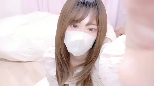 JUNjun   online show from May 17, 2026, 3:50 am