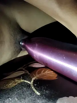 Snapshot of ronynott chatting on April 6, 2026, 8:10 pm ronynott online show from April 6, 2026, 8:10 pm