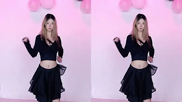 CM---002 online show from February 23, 2026, 1:40 am