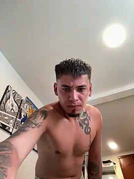 Snapshot of 1Panini21 chatting on April 3, 2026, 5:52 pm 1Panini21 online show from April 3, 2026, 5:52 pm