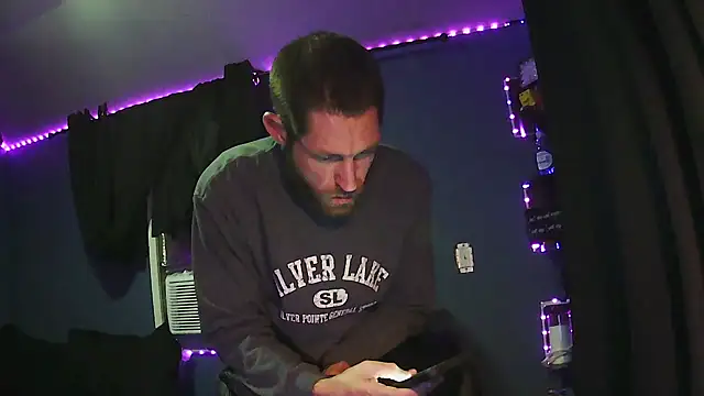 Snapshot of KingCole2390 chatting on February 3, 2026, 6:22 am KingCole2390 online show from February 3, 2026, 6:22 am