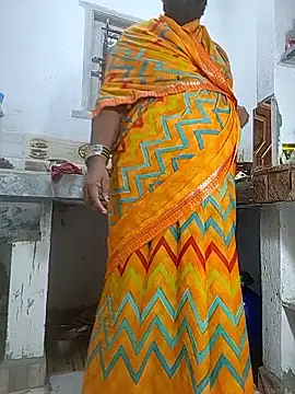 Desicouple1706 online show from January 11, 2026, 4:36 pm