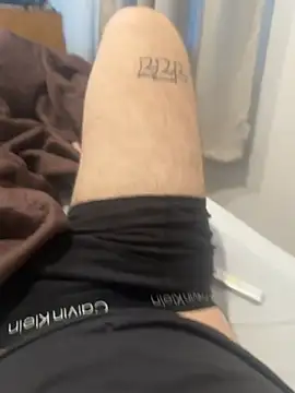 Sexyytradie05 online show from November 22, 2025, 5:17 am