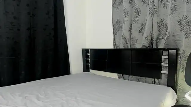 Snapshot of Violeta_Gracee chatting on February 3, 2026, 2:53 am Violeta Gracee online show from February 3, 2026, 2:53 am