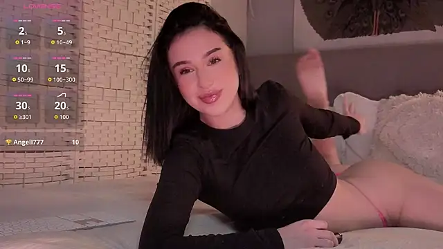 ShyColette online show from June 25, 2026, 5:40 pm