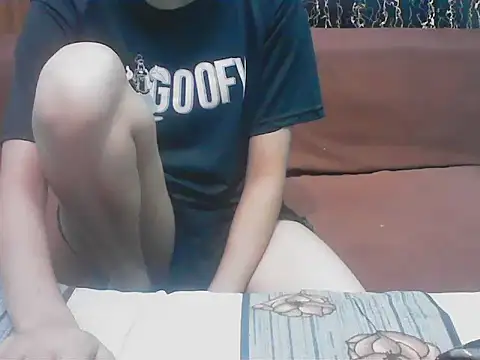 hello baby01 online show from April 15, 2026, 3:16 pm