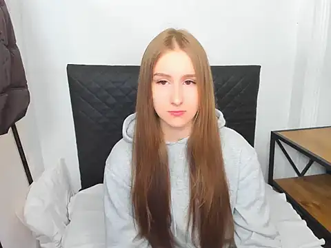 VanessaAmore online show from February 6, 2026, 12:01 pm