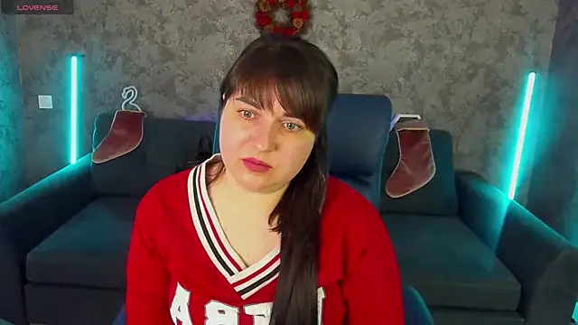 VivienneLorent online show from January 19, 2026, 8:07 am