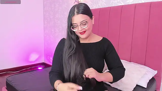 ScarlettWhitmore online show from November 22, 2025, 4:11 am